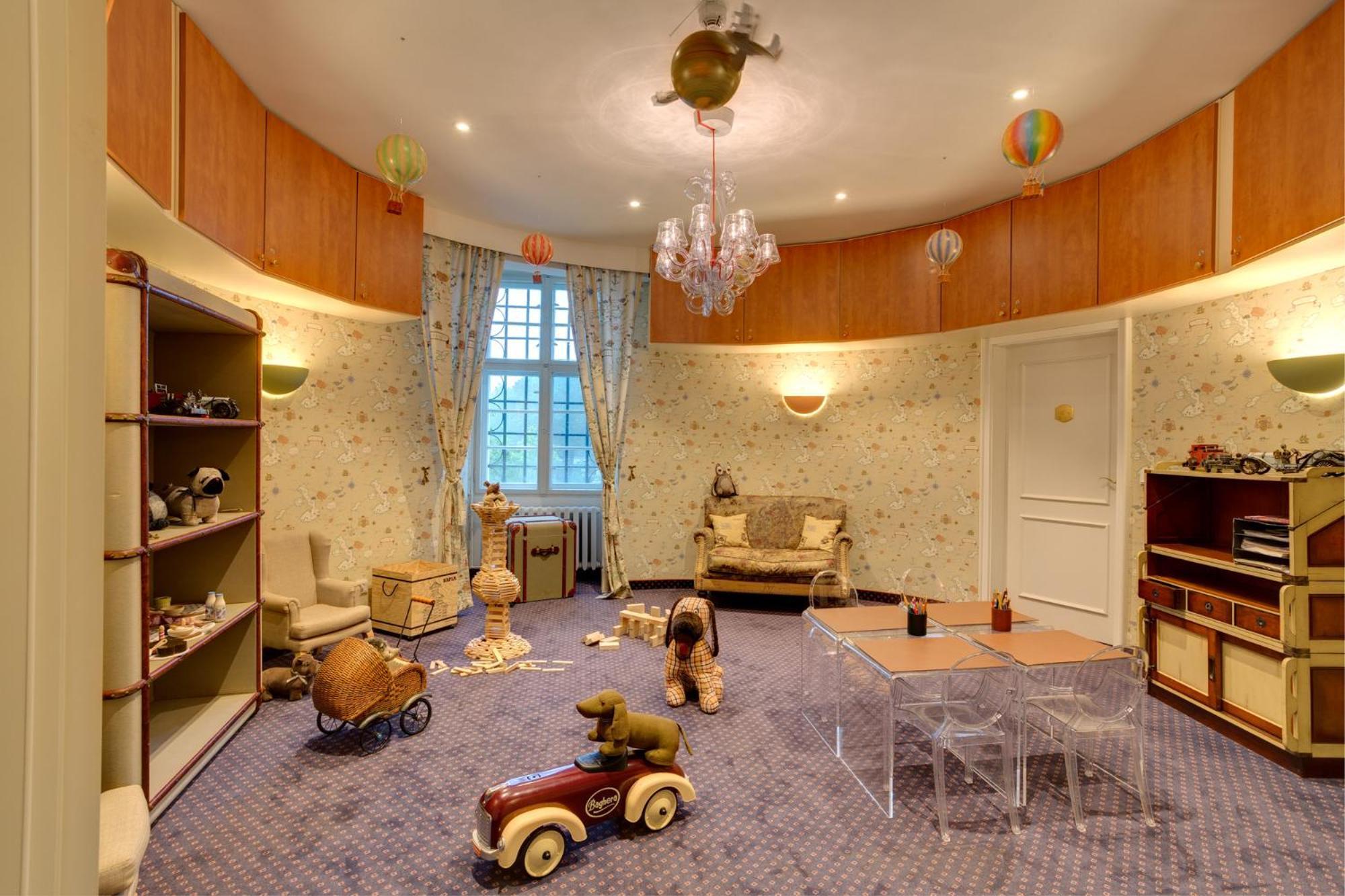 Urlaubsresidenz Marstall Und Kanzlei Im Schlossensemble Lubbenau Bagian luar foto