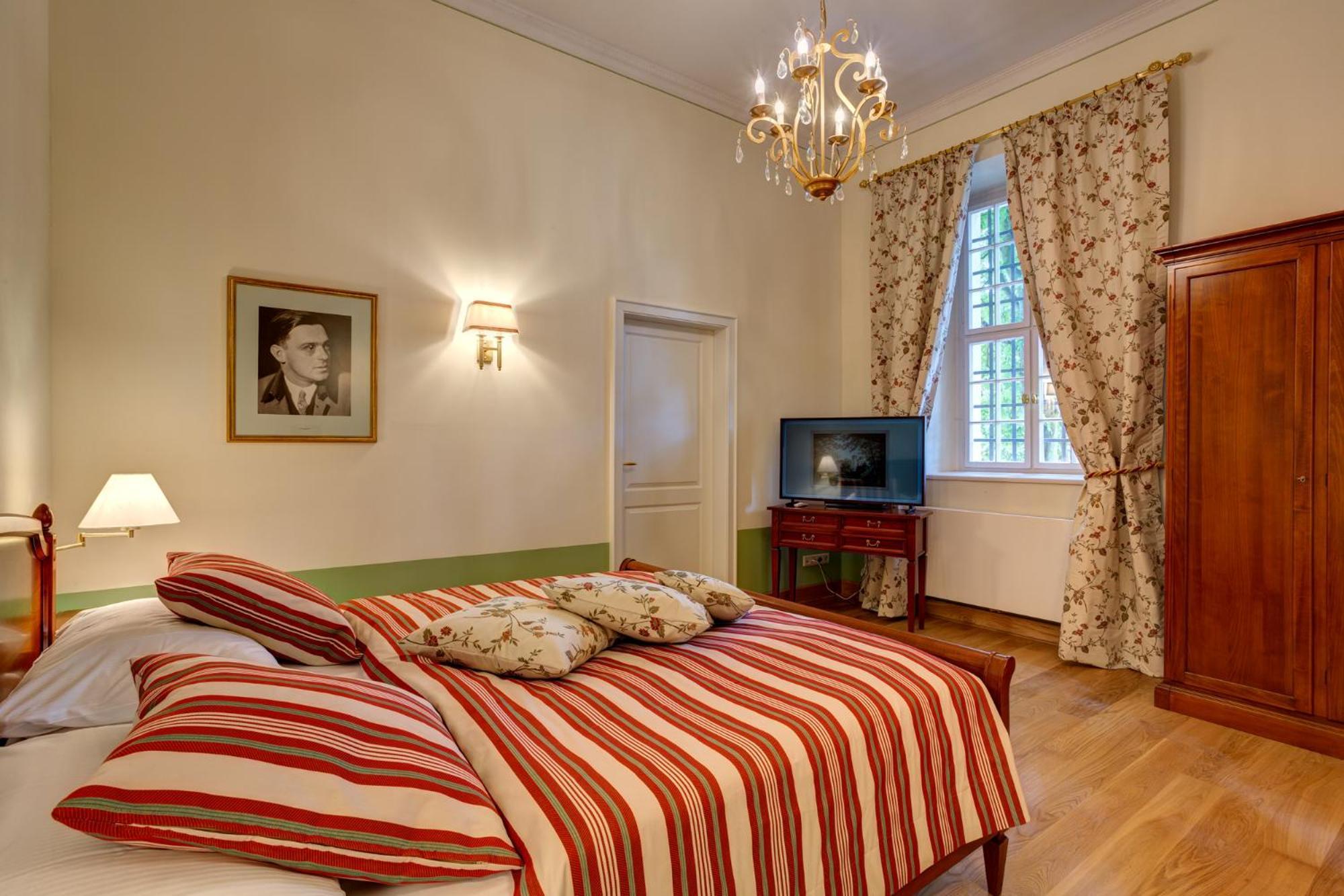 Urlaubsresidenz Marstall Und Kanzlei Im Schlossensemble Lubbenau Ruang foto