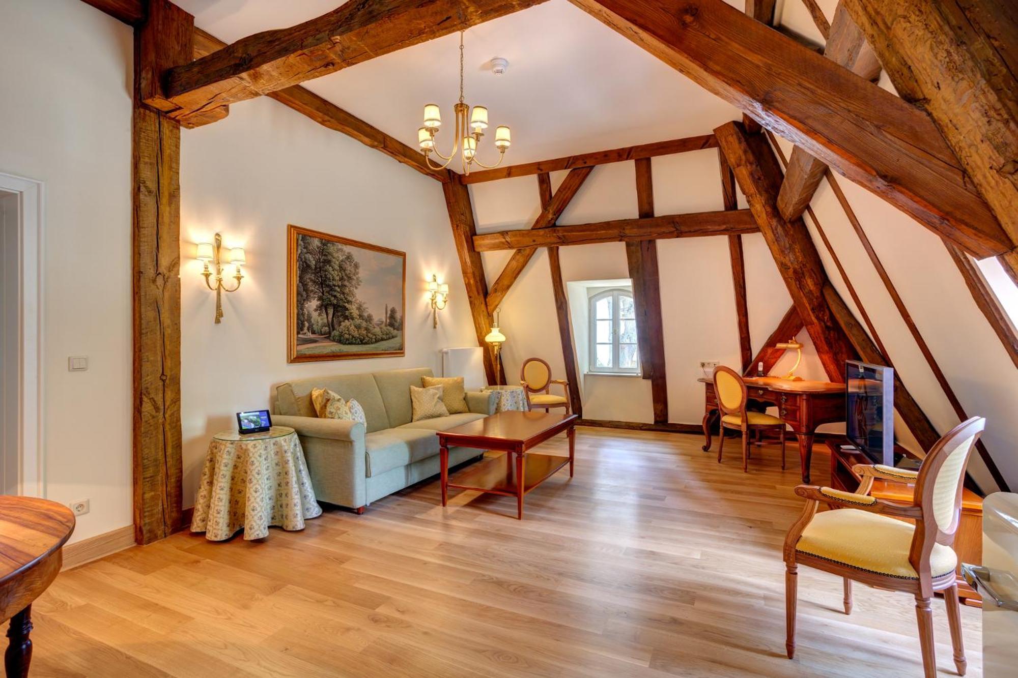 Urlaubsresidenz Marstall Und Kanzlei Im Schlossensemble Lubbenau Ruang foto