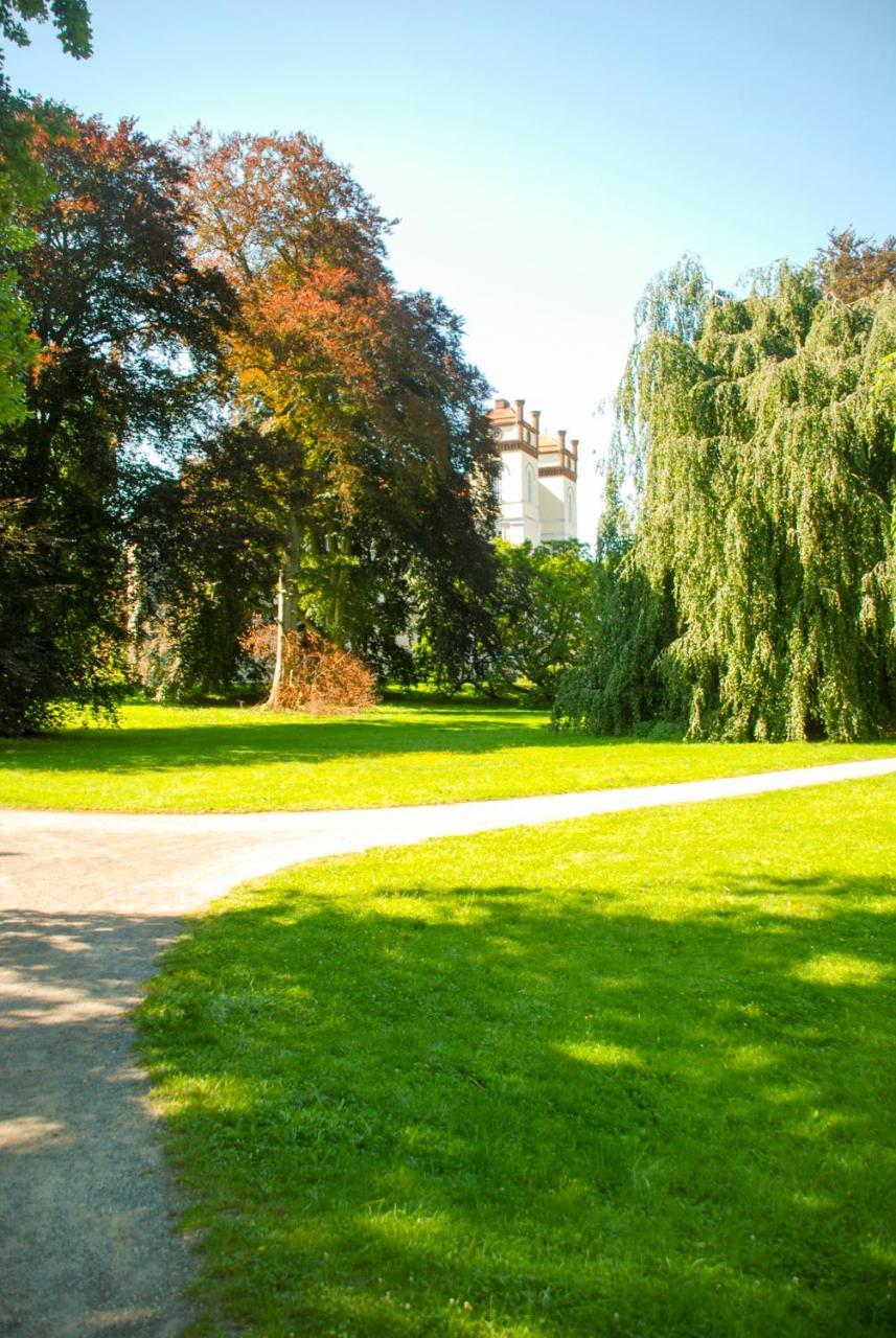 Urlaubsresidenz Marstall Und Kanzlei Im Schlossensemble Lubbenau Bagian luar foto