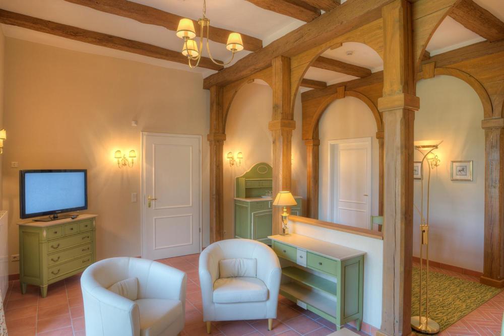 Urlaubsresidenz Marstall Und Kanzlei Im Schlossensemble Lubbenau Bagian luar foto